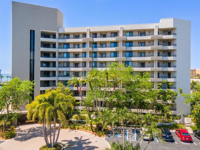 Image No.4-Propriété de 2 chambres à vendre à Sarasota