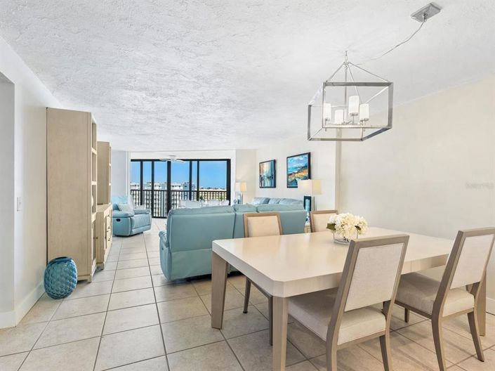 Image No.7-Propriété de 2 chambres à vendre à Sarasota