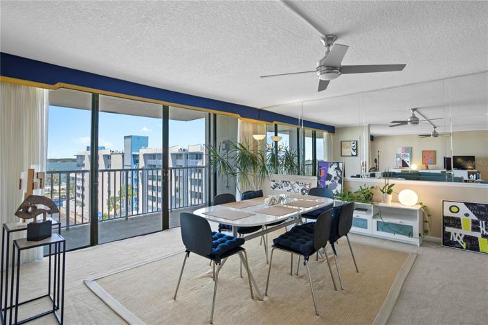 Image No.11-2 Bed Property for sale