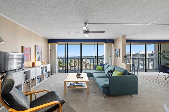 Image No.2-2 Bed Property for sale