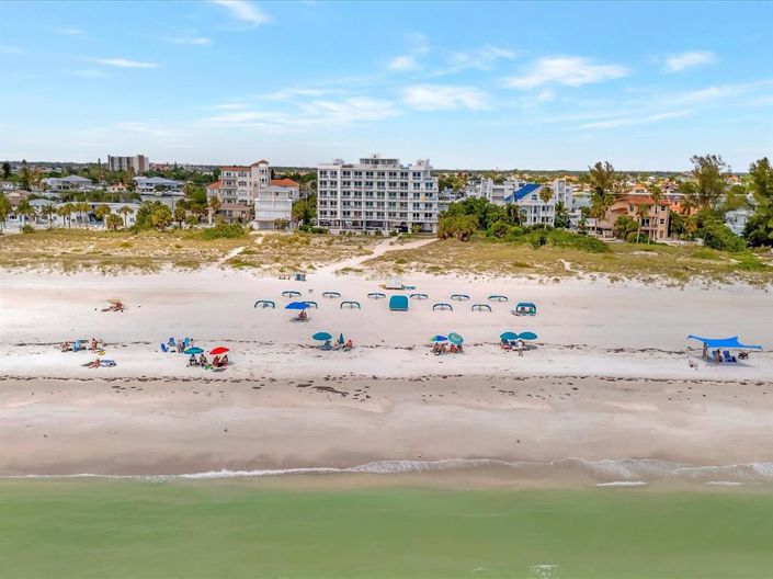 Image No.9-Propriété de 2 chambres à vendre à Treasure Island