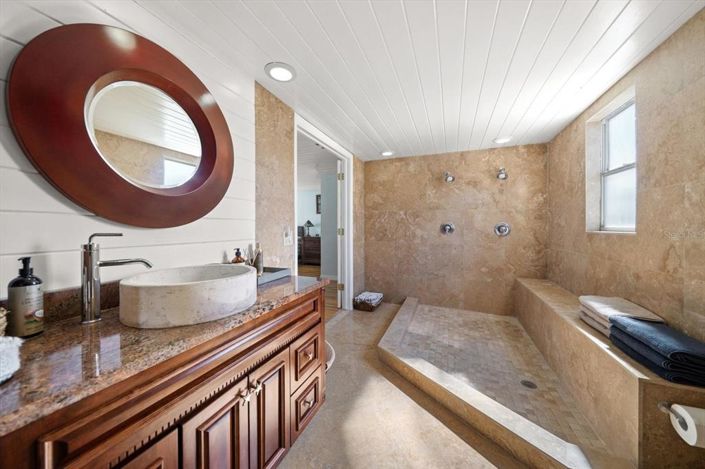 Image No.17-Propriété de 3 chambres à vendre à Treasure Island