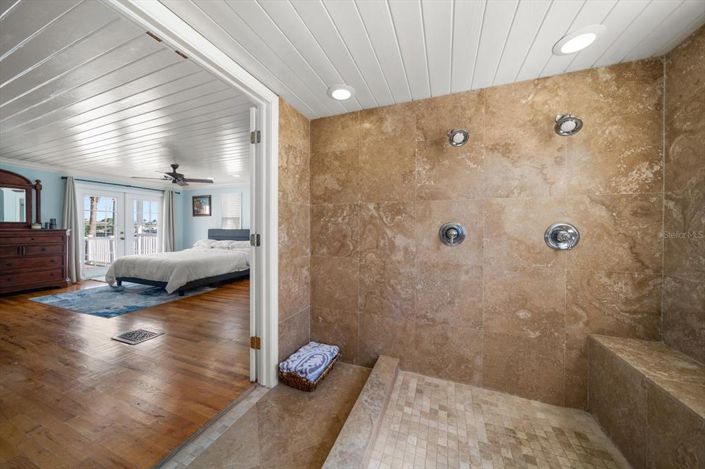 Image No.18-Propriété de 3 chambres à vendre à Treasure Island