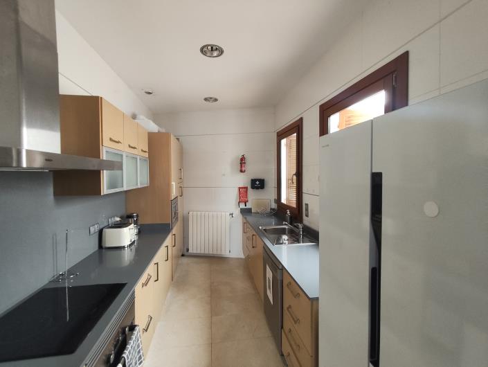 Image No.18-4 Bed Villa / Detached for sale