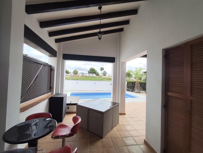 Image No.27-4 Bed Villa / Detached for sale