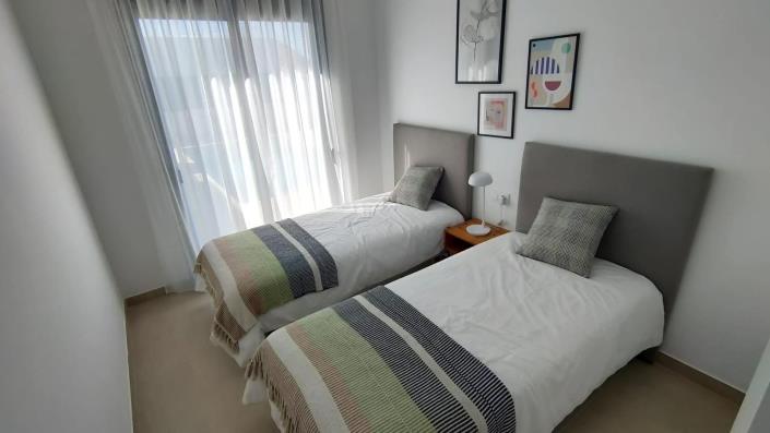 Image No.19-3 Bed Villa for sale