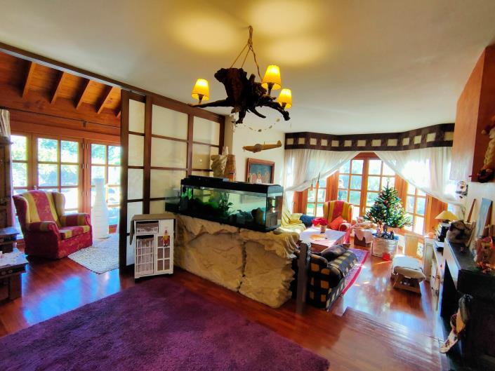 Image No.12-4 Bed House for sale