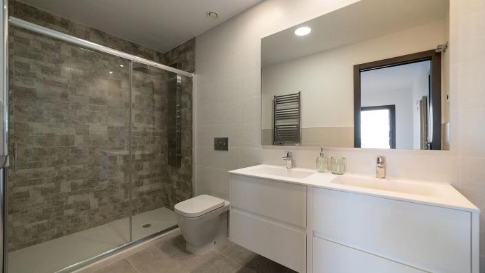 Image No.15-2 Bed Apartment for sale