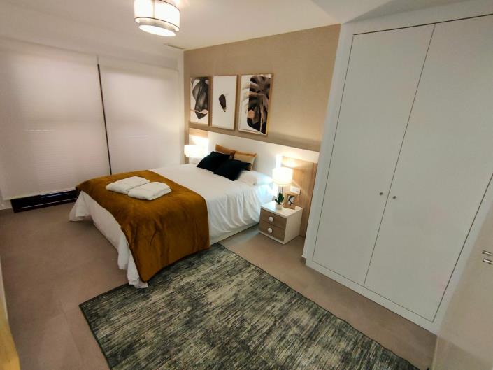 Image No.25-3 Bed Apartment for sale