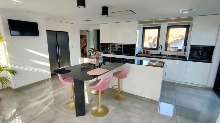 Image No.26-3 Bed Villa / Detached for sale