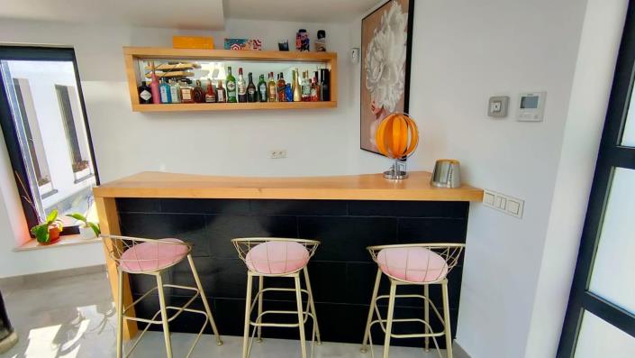 Image No.37-3 Bed Villa / Detached for sale