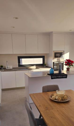 Image No.17-2 Bed House for sale