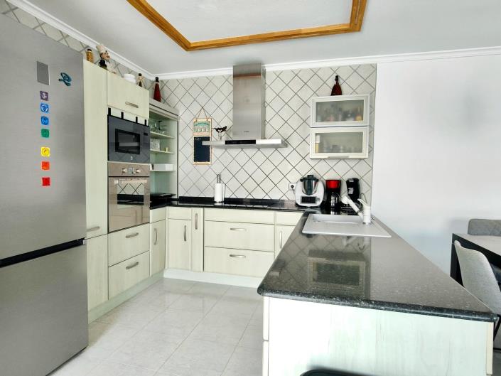 Image No.9-3 Bed Chalet for sale