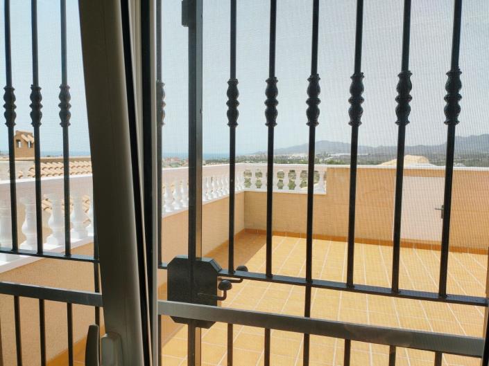 Image No.32-3 Bed Chalet for sale