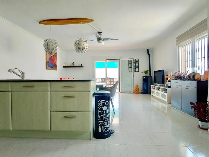 Image No.40-3 Bed Chalet for sale