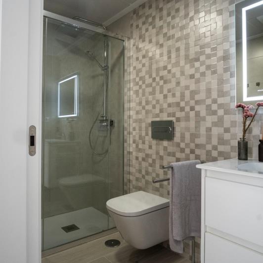 Image No.40-3 Bed House for sale