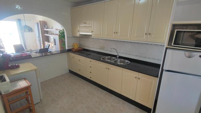 Image No.11-2 Bed Apartment for sale