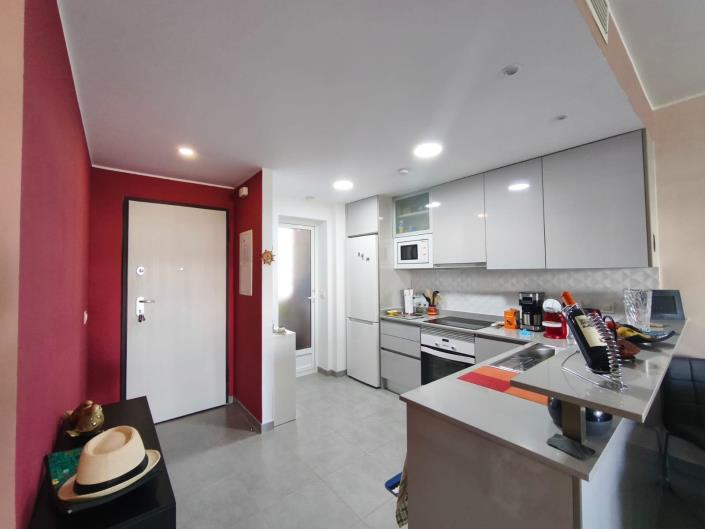 Image No.8-2 Bed Apartment for sale