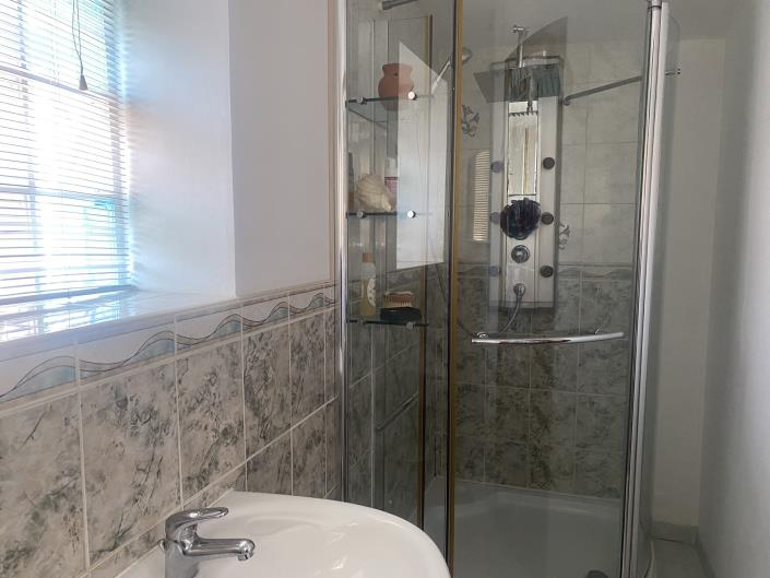 Image No.15-4 Bed Villa / Detached for sale