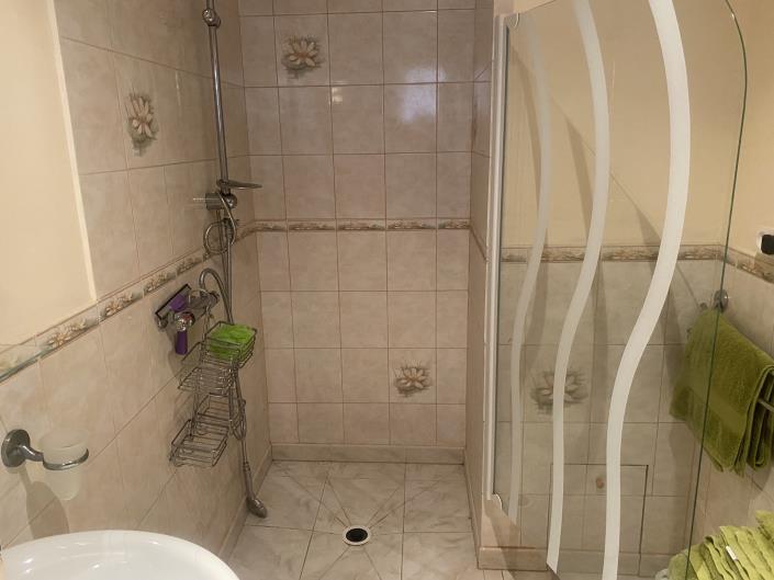 Image No.20-4 Bed Villa / Detached for sale