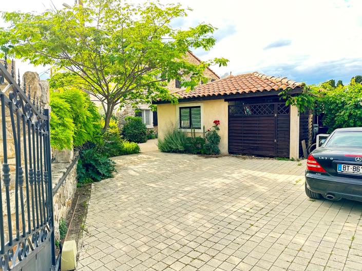 Image No.30-4 Bed Villa / Detached for sale