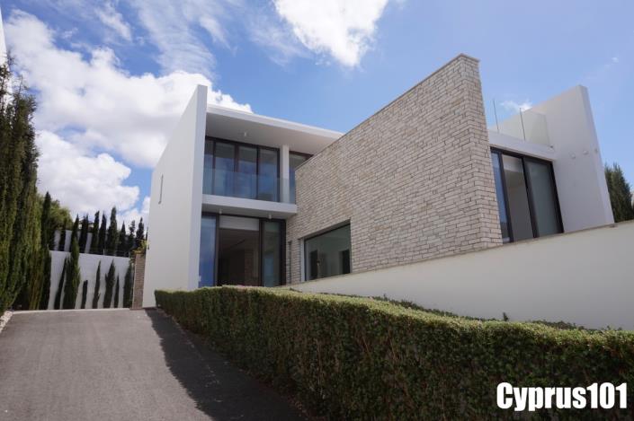 Image No.11-5 Bed Villa / Detached for sale