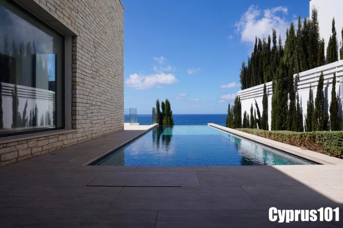 Image No.20-5 Bed Villa / Detached for sale