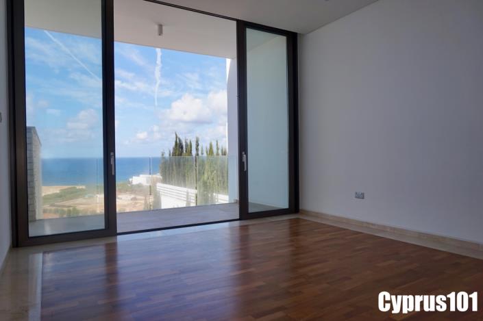 Image No.34-5 Bed Villa / Detached for sale