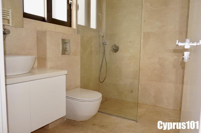 Image No.37-Villa / Détaché de 5 chambres à vendre à Agios Georgios