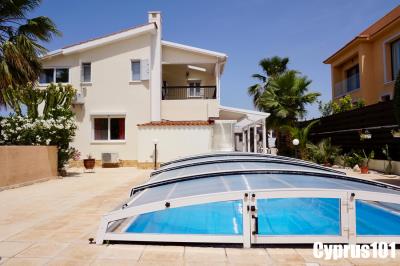 2-chloraka-Paphos-villa-metres-of-the-mediterranean-sea-Property-1320