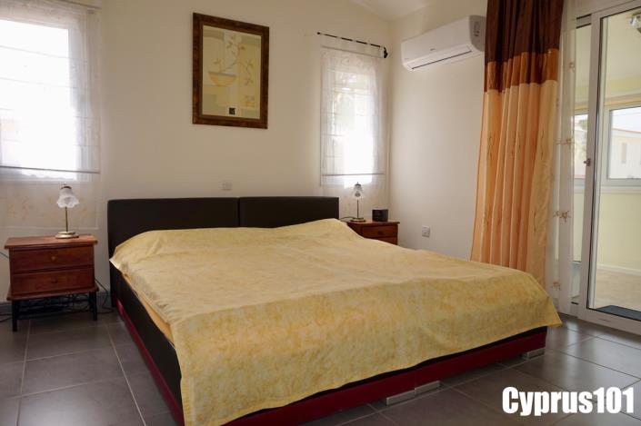 Image No.25-Villa / Détaché de 3 chambres à vendre à Chlorakas