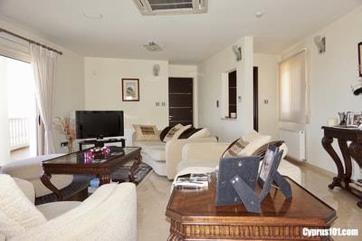 Image No.26-Villa / Détaché de 5 chambres à vendre à Agios Georgios