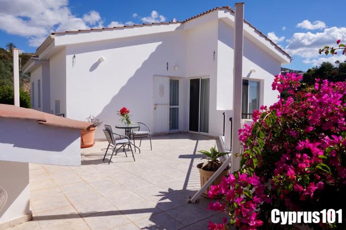 Image No.24-3 Bed Villa / Detached for sale