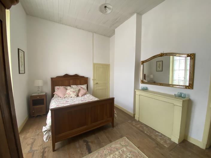 Image No.15-Maison de 5 chambres à vendre à Neuvicq-le-Chateau