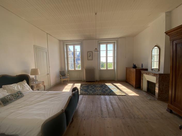 Image No.7-Maison de 5 chambres à vendre à Neuvicq-le-Chateau