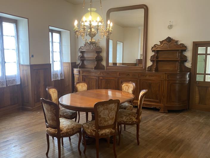 Image No.6-Maison de 5 chambres à vendre à Neuvicq-le-Chateau