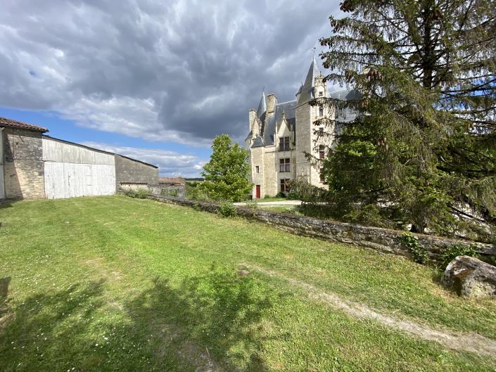 Image No.37-Maison de 5 chambres à vendre à Neuvicq-le-Chateau