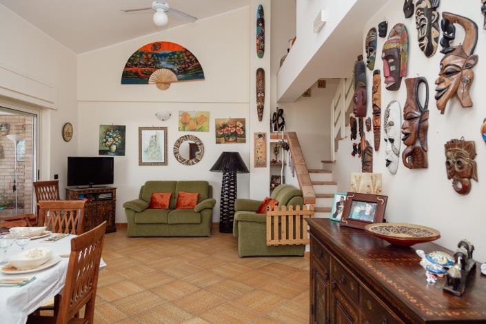 Image No.21-3 Bed Villa / Detached for sale