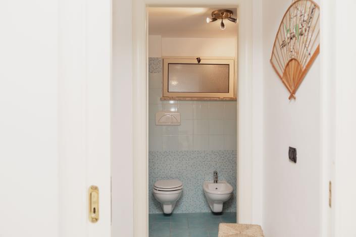 Image No.39-3 Bed Villa / Detached for sale