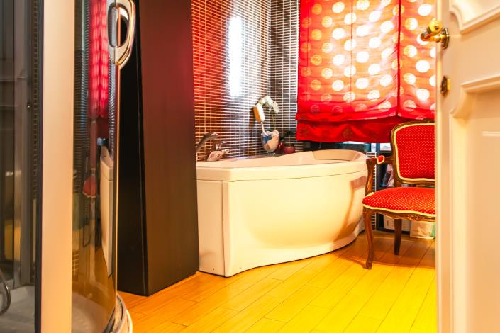 Image No.13-4 Bed Apartment for sale