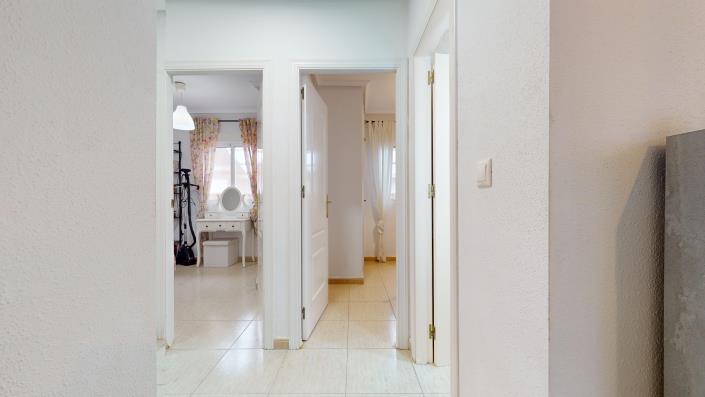 Image No.9-3 Bed Apartment for sale