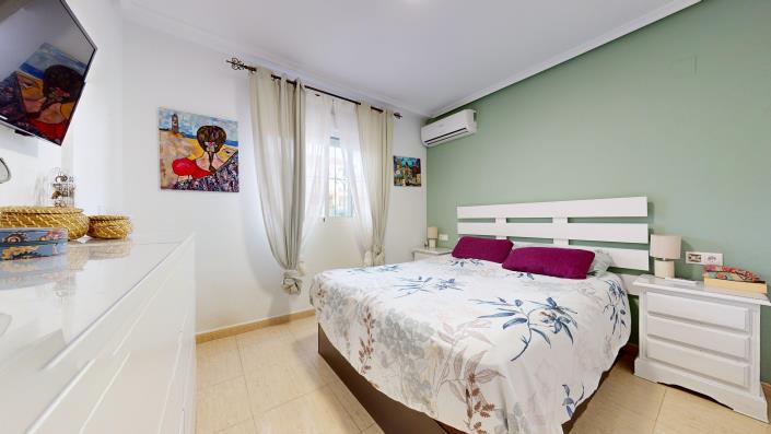 Image No.19-3 Bed Apartment for sale