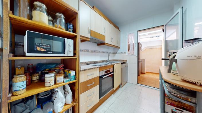 Image No.23-3 Bed Apartment for sale