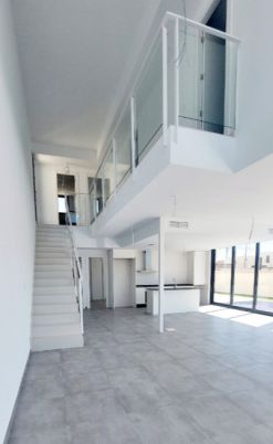 Image No.9-3 Bed Villa for sale