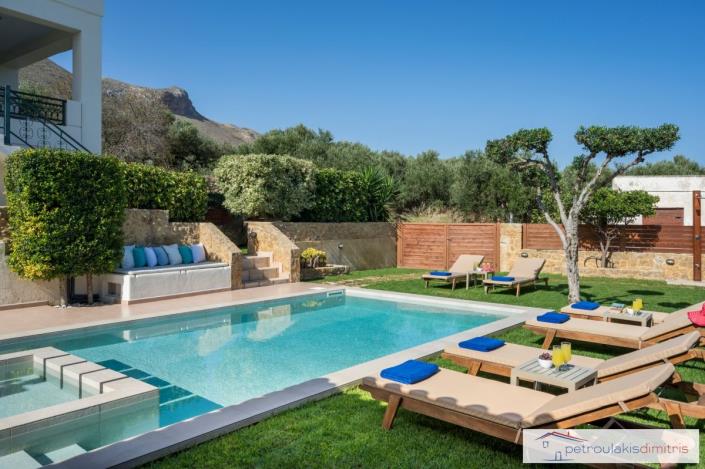 Image No.2-Villa de 3 chambres à vendre à Kolymbari