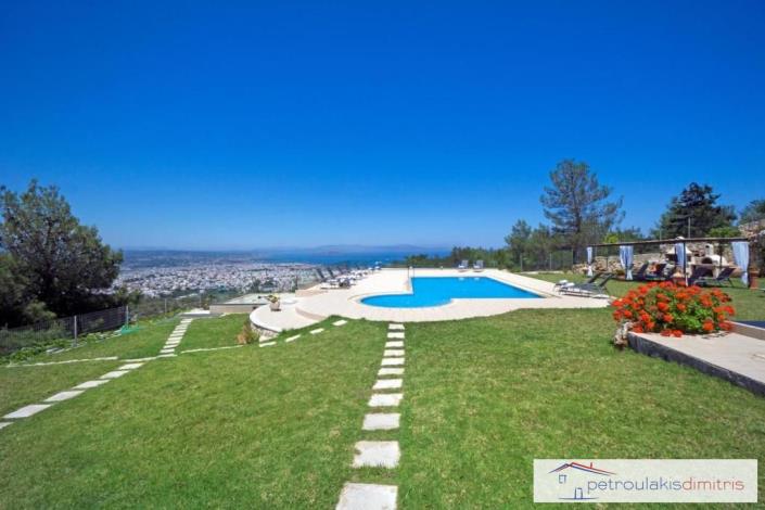 Image No.9-15 Bed House/Villa for sale