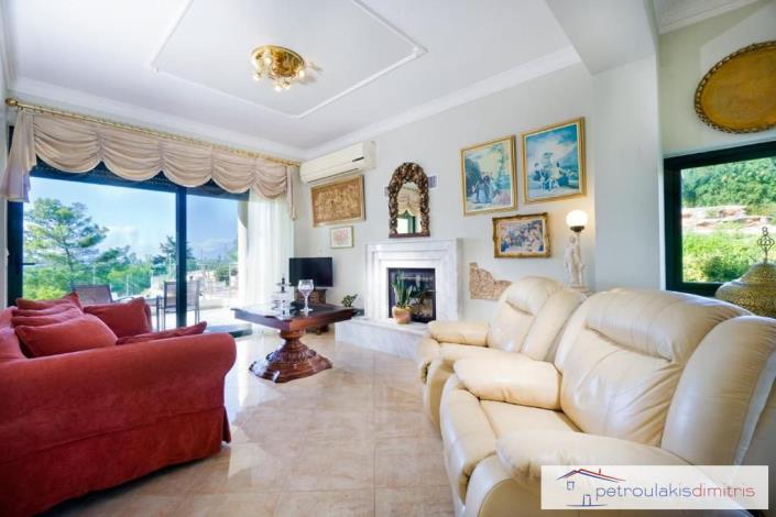 Image No.18-15 Bed House/Villa for sale