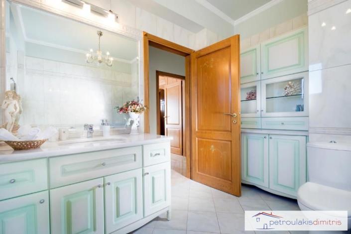 Image No.24-15 Bed House/Villa for sale