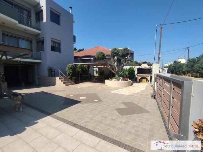 Image No.5-Maison de 6 chambres à vendre à Chania