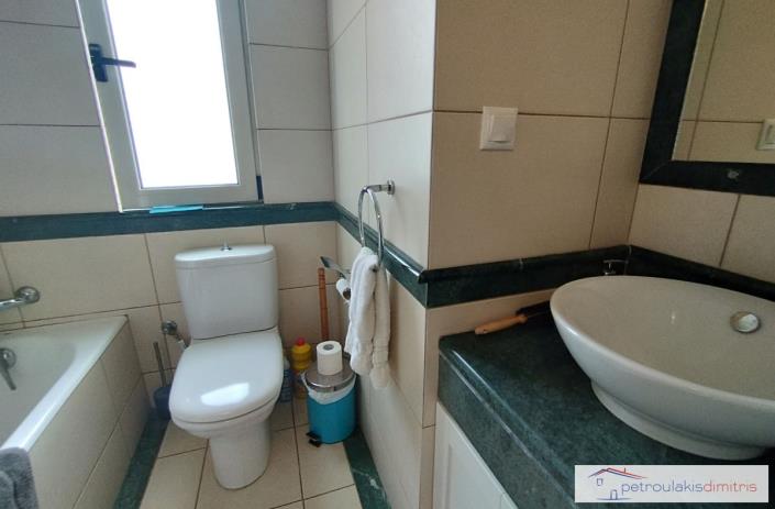 Image No.12-3 Bed Maisonette for sale